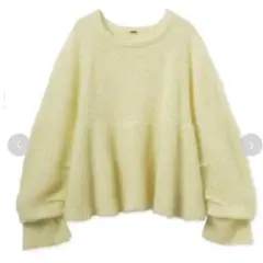 ペプラムニットプルオーバー