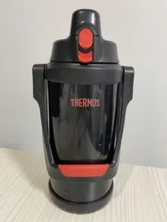 THERMOS サーモス 水筒 ブラック レッド　2ℓのサムネイル