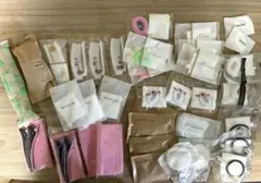 【新品未使用】アメニティ ヘアブラシ ・コットン・ヘアゴムセット　（37品）