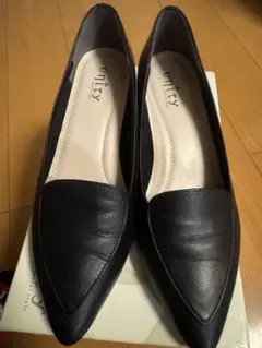 unity パンプス ブラック