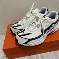 Nike スニーカー ホワイト/パープル