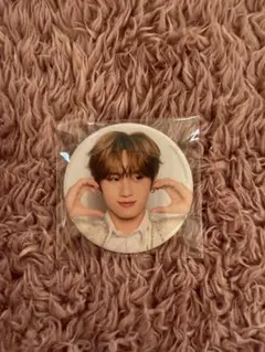 INI 許豊凡 フェンファン 缶バッジ