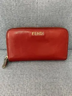 FENDI フェンディ 長財布 ラウンドファスナー 赤 ロゴ金具【8-92】