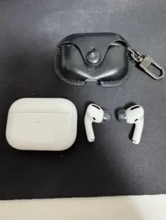 AirPods Pro 本体 充電ケース付き　ケース付き