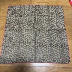 FENDI ハンカチ レオパード柄 スカーフ２
