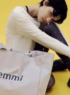 emmi グレー ヨガバッグのサムネイル
