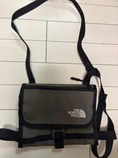 THE NORTH FACE ショルダーバッグ カーキ