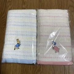 ピーターラビット　フェイスタオル2枚セット 青 ピンク　ノベルティ？