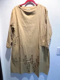 黄土色　花柄刺繍 コットンチュニック