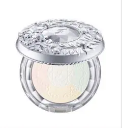 ジルスチュアート　クリスタルルーセント　フェイスパウダー02