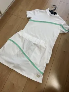 美品　ニューバランスSサイズセットアップ　稲見萌音さん着用モデル