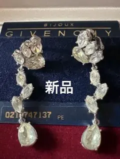 Givenchy フラワーモチーフ クリスタルヴィンテージイヤリング　超美品