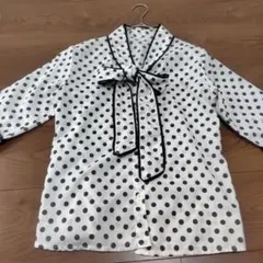 水玉模様の五分袖シャツ