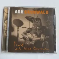 ASH GRUNWALD live at the corner