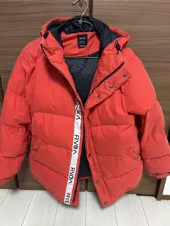 RVCA ダウンジャケット　赤