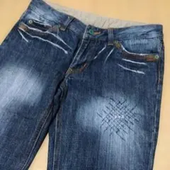 ダメージ加工ジーンズ ダークブルー　ウエスト64股下71センチ