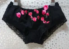 Item thumbnail for item 359b5d00-d7ad-47bd-8dcc-841312e0ad6f