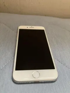 iPhone 8 64GB バッテリー81%