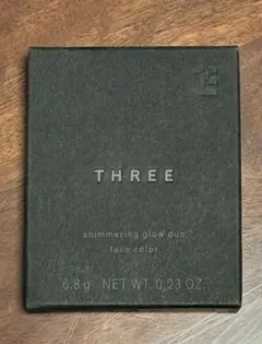 新品未使用　THREE シマリンググローデュオ　01のサムネイル