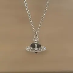 Vivienne Westwood オーブ ネックレス シルバー ブラック