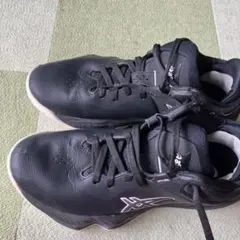 ASICS バスケットボールシューズ ブラックのサムネイル