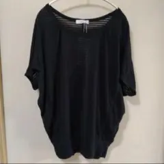【新品】and.it アンド.イット★半袖カットソー ブラックドルマンスリーブのサムネイル