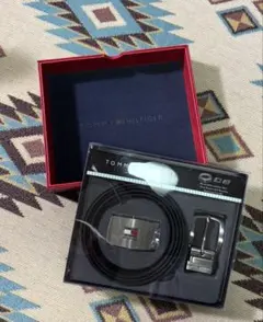 新品未使用☆TOMMY HILFIGER☆リバーシブル 2WAYレザーベルト