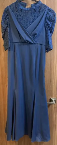 パーティードレス　ネイビー