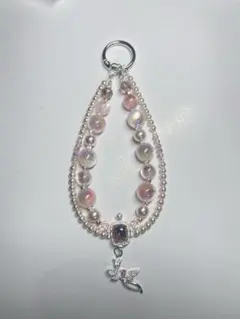 パールビーズストラップ 蝶のチャーム付き