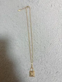 Item thumbnail for item 8b6af24f-c5c6-45e3-bfc6-cb365e2b00f3