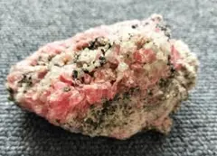 295g 超レア☆ 天然石パイライト 共生 ロードクロサイト インカローズ 原石