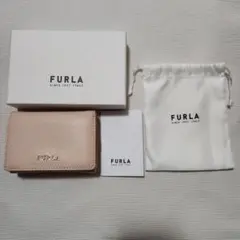 FURLA 折り畳み財布 ピンク　箱あり