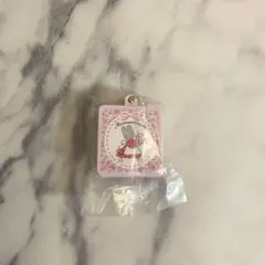 クッキー缶チャーム　マロンクリーム　サンリオ　ガチャガチャ