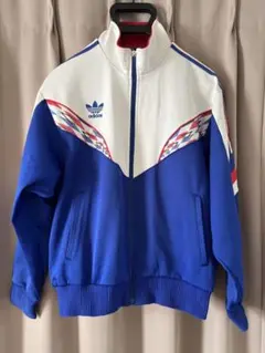 Item thumbnail for item fc324d0f-f593-4997-94b7-52fe5eab1ece