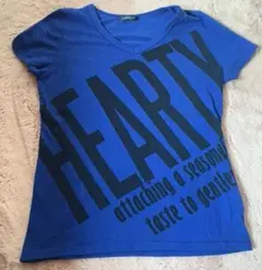 HEARTY グラフィック VネックTシャツ