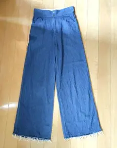 「ハイウエスト ワイドデニムパンツ カットオフ」長身さんに！のサムネイル