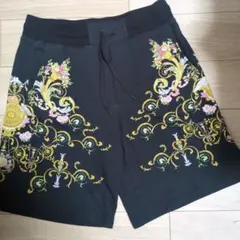 Versace Jeans Couture 花柄ショートパンツ