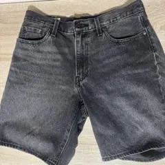 Levi's ブラックデニム ショートパンツのサムネイル