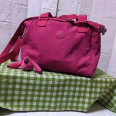 キプリングショルダーバック、ピンク色、ゴリラさん付(^^)