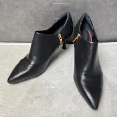 Item thumbnail for item 29103fd8-b7e0-4737-bb16-bde27e4e0c5d