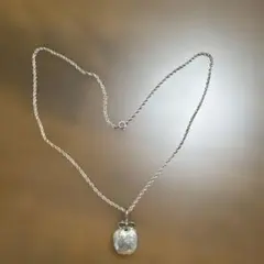 シルバー リンゴ型ペンダントネックレス