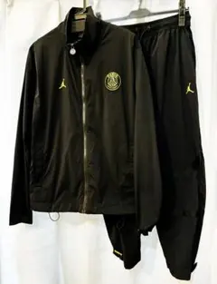 【NIKE】パリ・サンジェルマン × ジョーダン ／ セットアップ