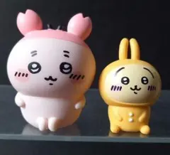 ちいかわ ソフビフィギュア カニちゃん 古本屋 うさぎ フィギュア 2点