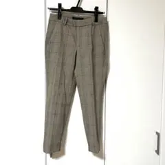 ZARA ブラウングレーのチェッククロップドテーパードタックパンツ