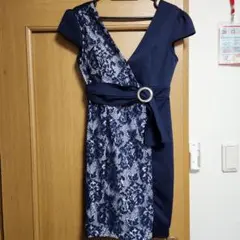 ネイビーレースドレス