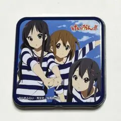 【ローソン・HMV限定】映画 けいおん！ 缶バッジ 8種 セット ローソン・HMV限定】映画 けいおん！ 缶バッジ 8種 セット ローソン