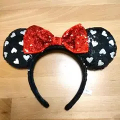 ディズニーランド　ミニーマウス　赤リボン　ハート　スパンコールカチューシャ