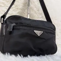 プラダ ショルダーバッグ 三角ロゴプレート テスートナイロン レザー 黒