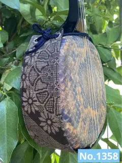 Item thumbnail for item 98ffe1d9-9f88-49b5-9983-3db4903d798e