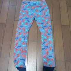 男の子キッズ carter's 恐竜柄 パジャマ 7サイズ（メルカリ便）のサムネイル
